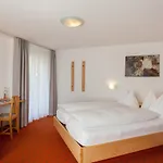 Park-hotel Saas- Fee מלון